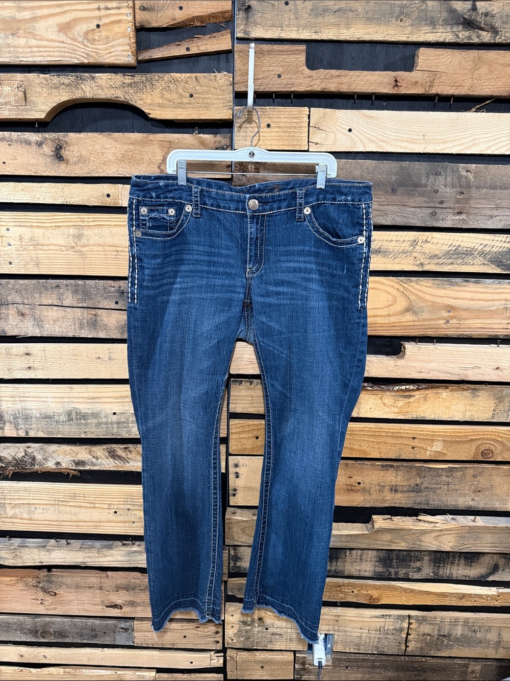 Seven7 Luxe Bootcut Embroidered Jeans With Fringe Raw Hem Women’s Size 18